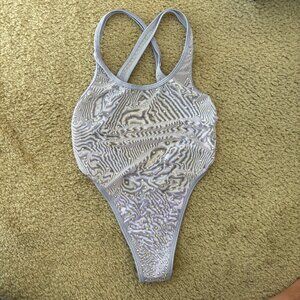 NWOT Lunalae Bodysuit  - Size S, Lavender Lilac